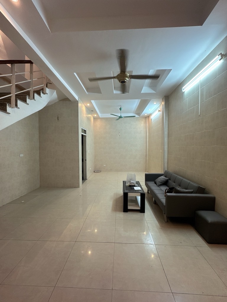 CHỈ 9X TỶ CÓ NGAY NHÀ NGỌC THỤY SIẾU ĐẸP - THOÁNG MÁT - DÂN XÂY CHẮC CHẮN